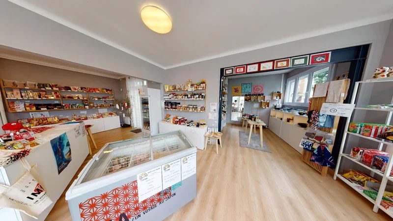 Intérieur de l'épicerie japonaise IMA à Saint-Nazaire